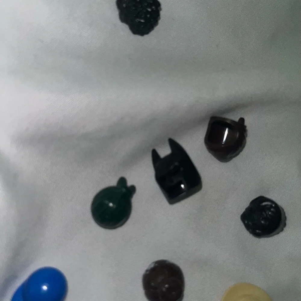 Lego Mini Figure Pieces - Picture 3 of 3